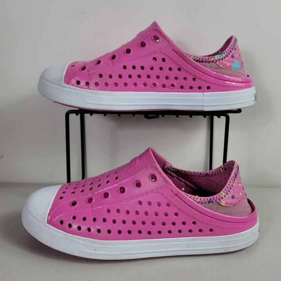 Skechers Other - Sketchers Cali Gear Guzman Steps Pink Lightweight Girls Shoes Sz 4 Slip on shoes